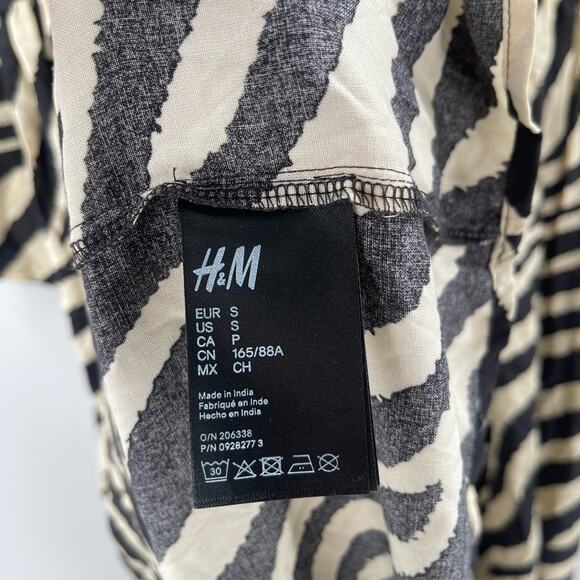 H&M Dress Size Small Zebra NWT Patterned Animal Print Midi Maxi Black Cream - Picture 14 of 15